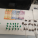 Traficantes foram encontrados com quase 50 porções de drogas