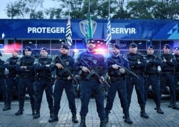 Tropa de elite da GCM prende dupla e recupera carro roubado. Crédito: Prefeitura de São José dos Campos