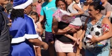 GCM de Santa Bárbara d’Oeste distribui mais de 700 brinquedos no Natal Solidário