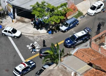 Polícia Civil 3 procurados pela Justiça e apreende arma durante operação em Piracicaba