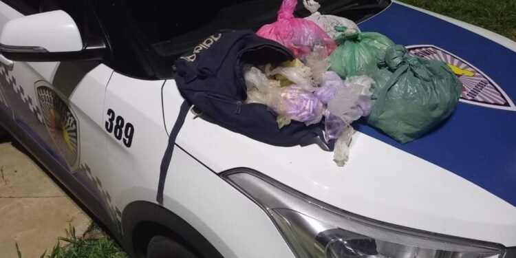 GCM apreende mais de 3 mil porções de drogas durante patrulhamento no Éden, em Sorocaba