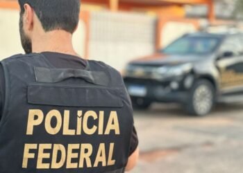 Fiscalizações da PF no Aeroporto de Guarulhos resultam em prisões por tráfico internacional e crimes migratórios