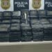 225 kg de cocaína em caminhão em Campinas #PraCegoVer: tabletes de droga apreendidos dentro de compartimento de caminhão durante operação policial.