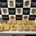 operação salerno apreende 15 quilos de maconha em sumaré #PraCegoVer: tijolos de maconha embalados sobre superfície após apreensão policial