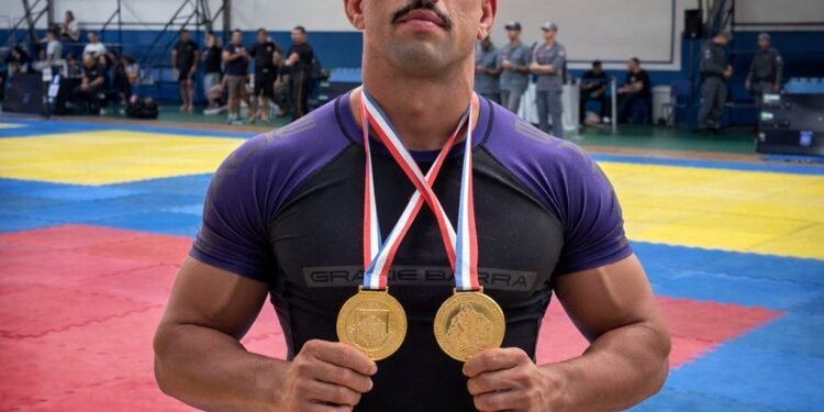 Policial militar conquista ouro duplo no campeonato de jiu-jítsu da APMBB
