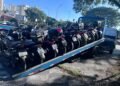 mega operação Cavalo de Aço #PraCegoVer: imagem mostra caminhão-guincho carregado com diversas motocicletas removidas durante fiscalização do CPTran em São Paulo.
