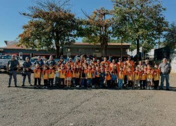 Polícia Militar recebe Grupo Aventureiros da Igreja Adventista em visita educativa na base de Cosmópolis