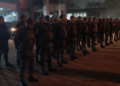 Operação Covo de Arenque contra lideranças do PCC em Ribeirão Preto #PraCegoVer: equipes especializadas do Ministério Público e da Polícia Militar participam de ação para cumprimento de mandados contra integrantes de organização criminosa.