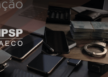 Operação Merx contra corrupção policial #PraCegoVer: agentes durante ação do GAECO e da Corregedoria da Polícia Civil para cumprimento de medidas judiciais relacionadas à investigação.