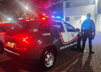 Polícia Militar prende dois por furto de fios de cobre — #PraCegoVer: imagem relacionada à ocorrência atendida pela Polícia Militar em um supermercado de Jundiaí, onde fios de cobre foram recuperados.