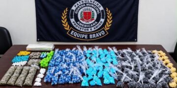 GAMA apreendeu 4.759 porções de drogas e prendeu homem por tráfico em Americana