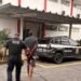 furto em flagrante em Pindamonhangaba. #PraCegoVer guarda civil municipal em ação