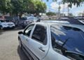 três suspeitos por homicídio em Fronteira #PraCegoVer imagem mostra área policial com viatura e isolamento, representando a prisão de suspeitos após homicídio em bar