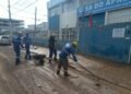 equipes da prefeitura de sorocaba mobilizadas para chuvas #PraCegoVer equipe trabalhando