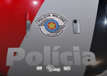 ataque com faca na região central de São Paulo #PraCegoVer policiais em ação