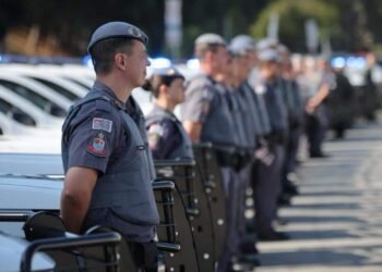 reforço de 289 policiais em Santos #PraCegoVer